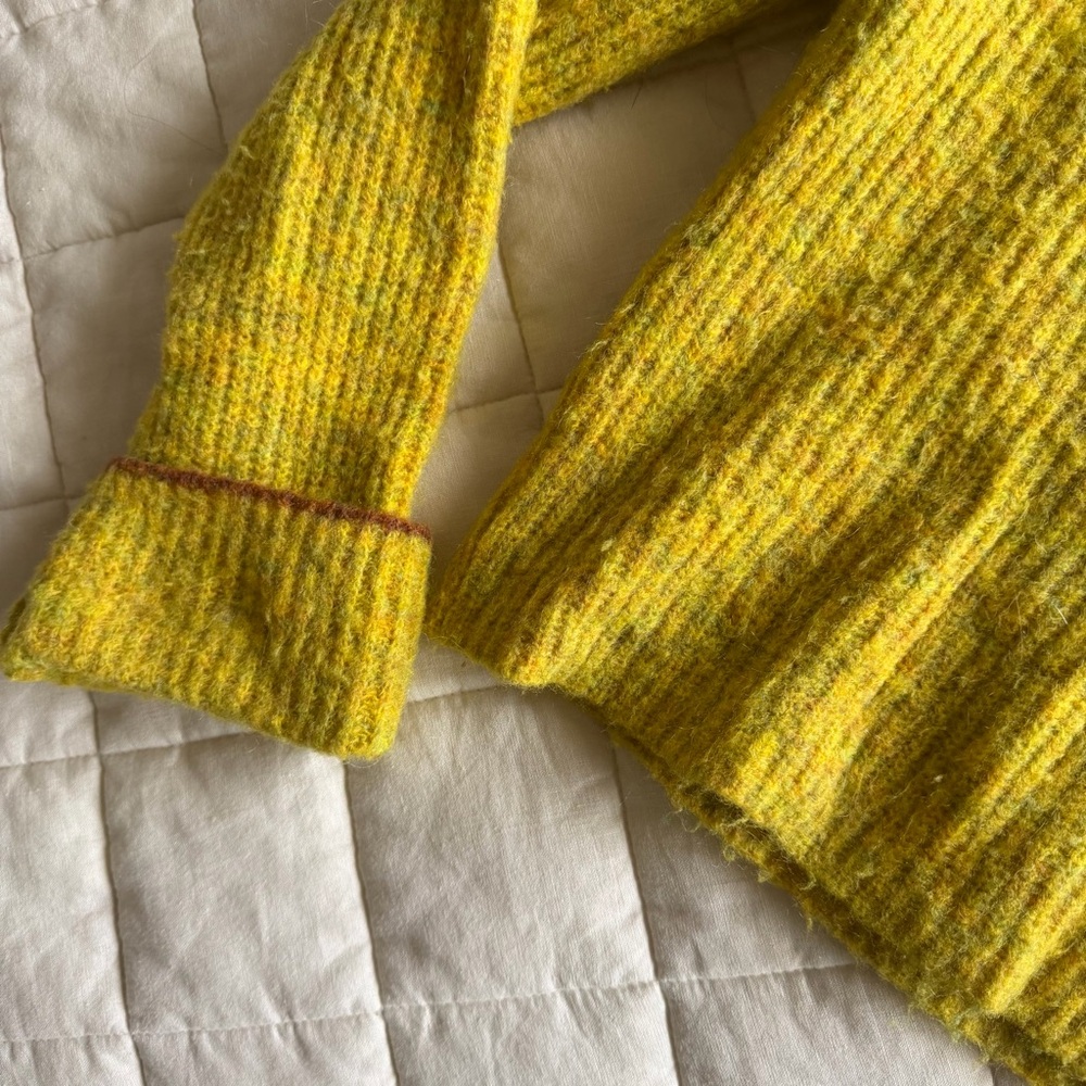 Paloma Wool Yellow Cropped Ribbed Turtleneck Sweater - Picture 6 of 8